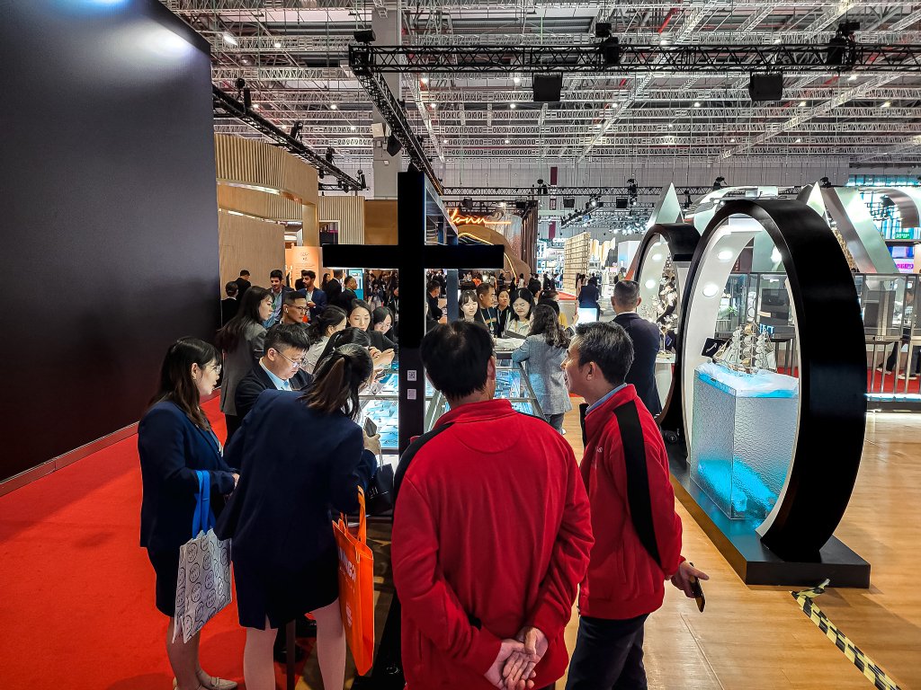 2023 年中国国际信息通信展览会的辉煌探索之旅 3 微信圖片 20231108101649 - EJI®