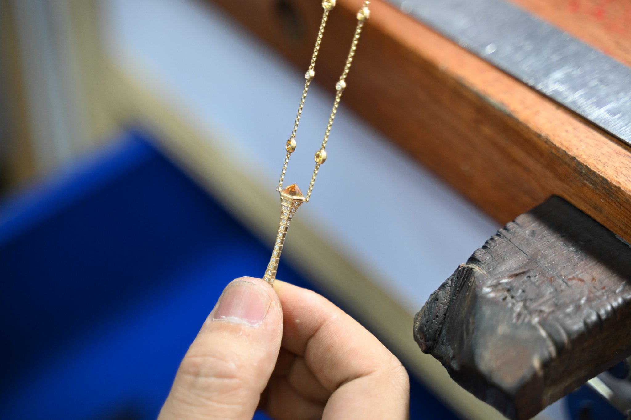 The Legacy of Parfum Returns: A Symphony of Elegance and Feminity 9 EJI is a Hong Kong based jewellery manufacturer specializing in diamond gold jewellery with over 30 years of experience providing bespoke, oem and wholesale serive etc