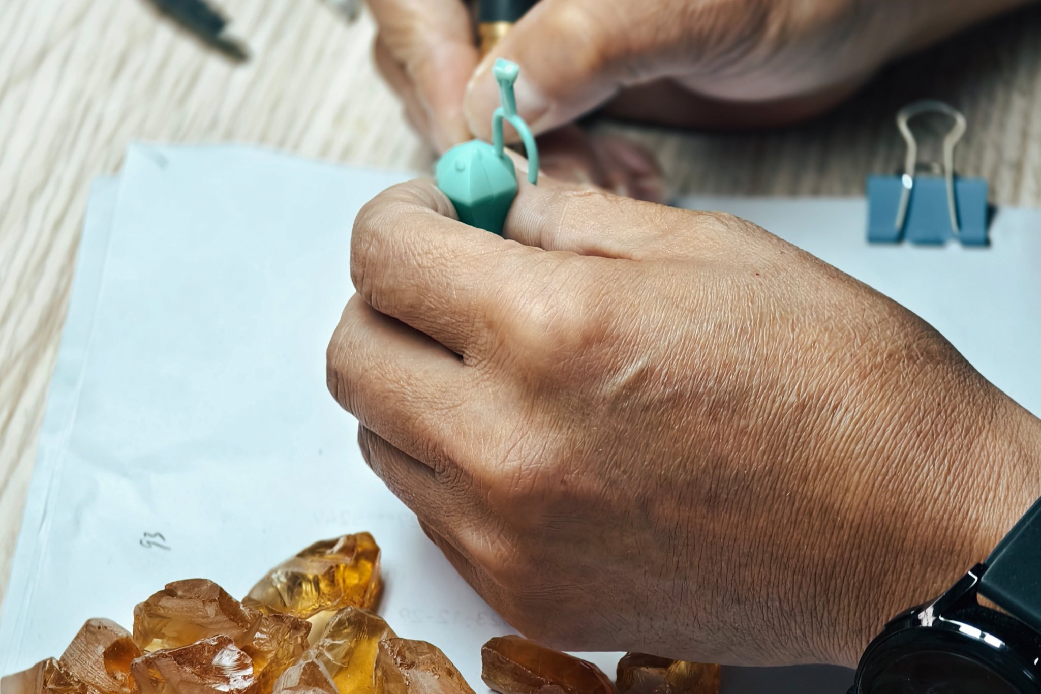 The Legacy of Parfum Returns: A Symphony of Elegance and Feminity 13 EJI is a Hong Kong based jewellery manufacturer specializing in diamond gold jewellery with over 30 years of experience providing bespoke, oem and wholesale serive etc