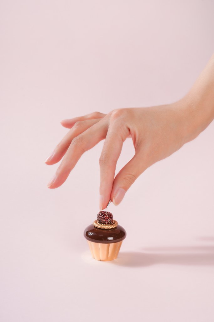 Indulge In Elegance: EJI Presents Enchanting "Afternoon Tea" For CIIE 2024 8 Muffin - Afternoon Tea - Fine Jewellery Reimaged