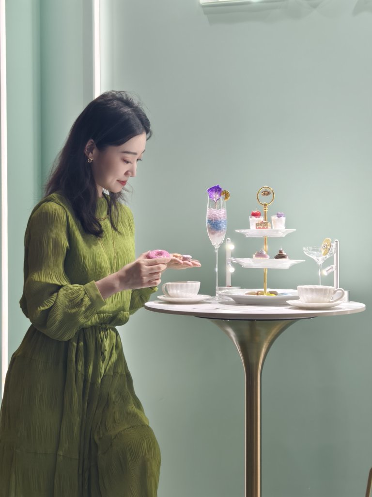 Indulge In Elegance: EJI Presents Enchanting "Afternoon Tea" For CIIE 2024 3 EJI is a Hong Kong based jewellery manufacturer specializing in diamond gold jewellery with over 30 years of experience providing bespoke, oem and wholesale serive etc