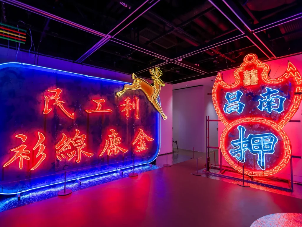 Hong Kong Jewellery Show 2026: 5 Iconic Activities to Experience in the City 9 Luminous Neon - EJI_ Places to visit during HKIJS