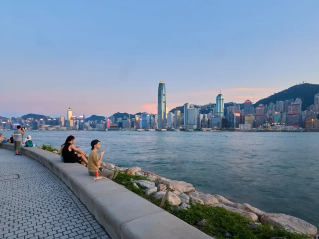 Hong Kong Jewellery Show 2026: 5 Iconic Activities to Experience in the City 6 Wesk Kowloon Art Park - EJI_ Places to visit during HKIJS 2